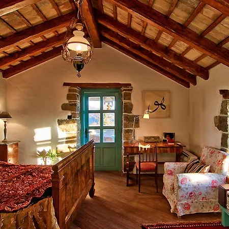 Antonci Sleeps 12 With Pool Air Con And Wifi Villa