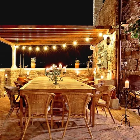 Antonci Sleeps 12 With Pool Air Con And Wifi *