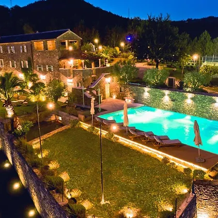 Antonci Sleeps 12 With Pool Air Con And Wifi *